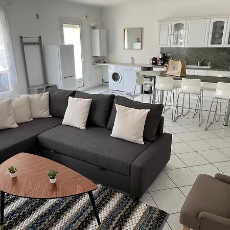 Le Grand Vidourle Apartment